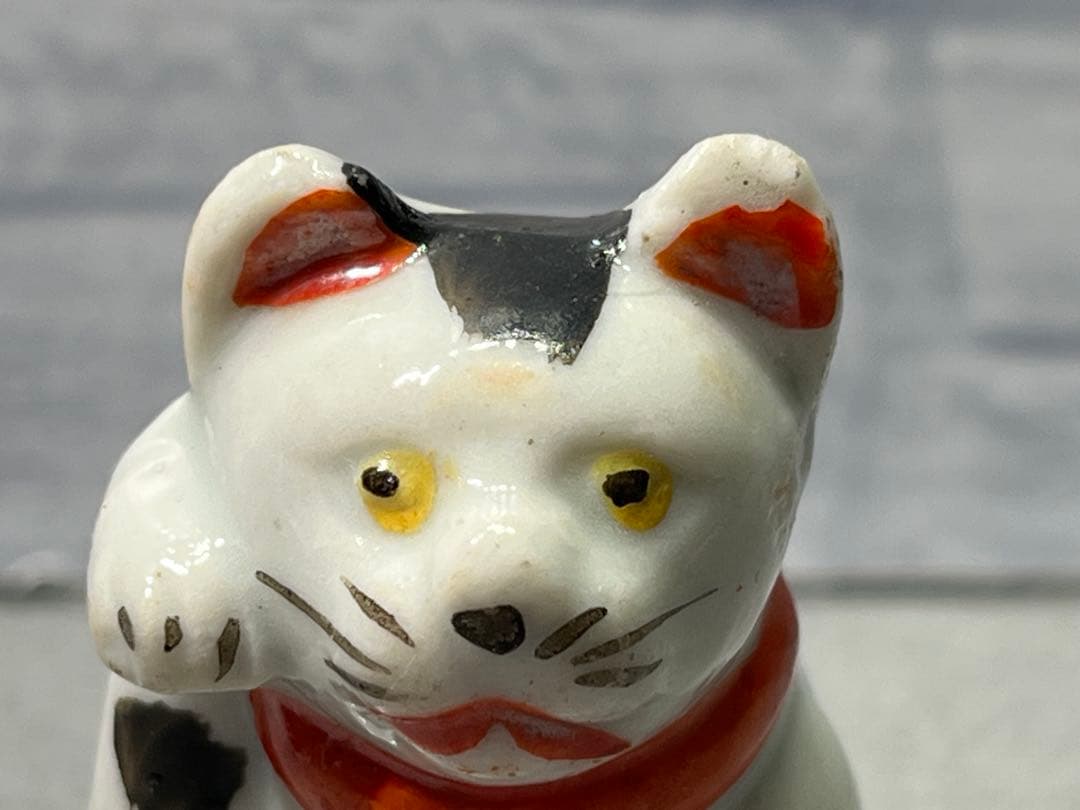 時代　瀬戸人形　小さな招き猫 激安ホビー・楽器・アート - 時代 瀬戸人形 小さな招き猫
