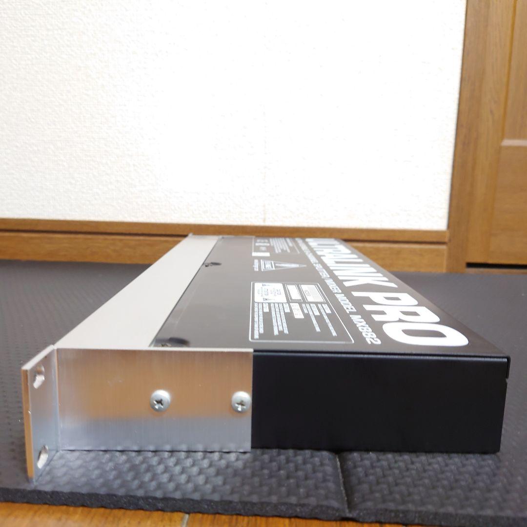 BEHRINGER ULTRALINK PRO MX882スプリッターミキサー②