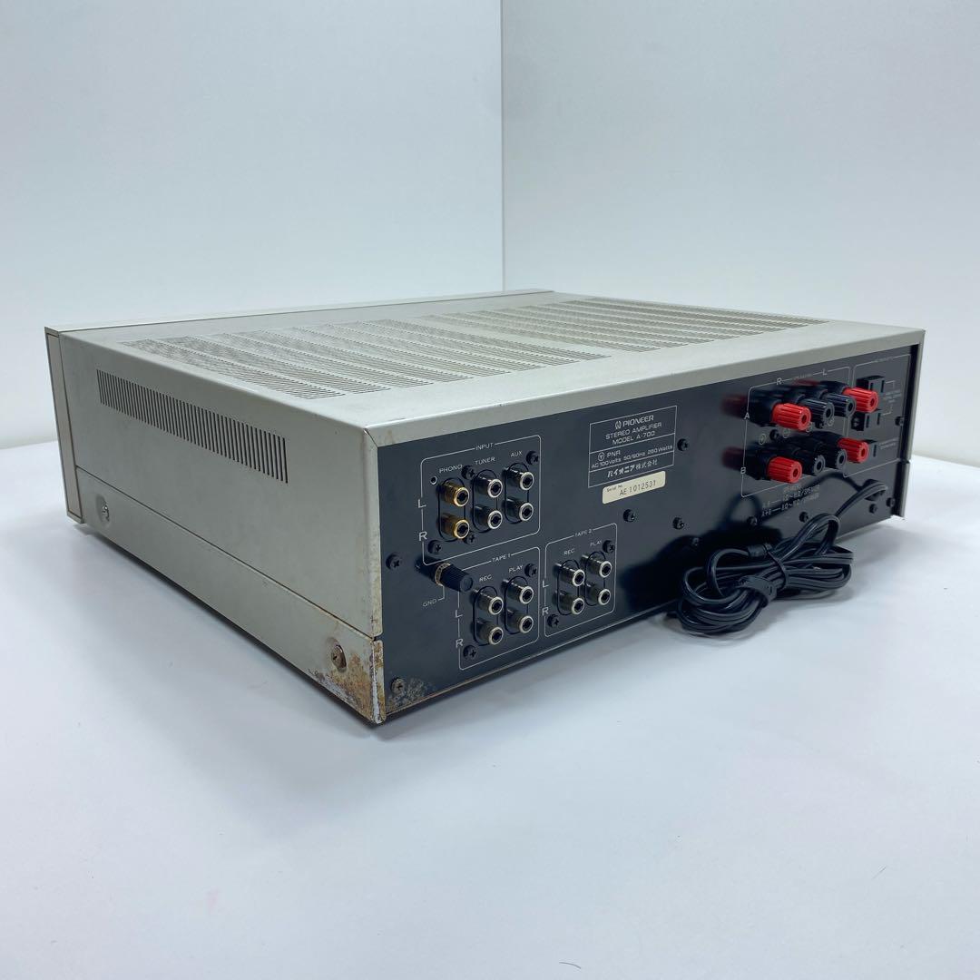 アンプ A-700