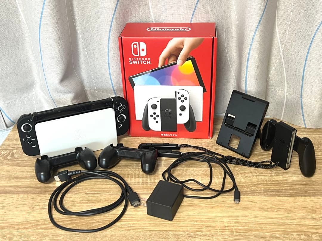 Nintendo Switch 有機ELモデル + 100均アイテムセット