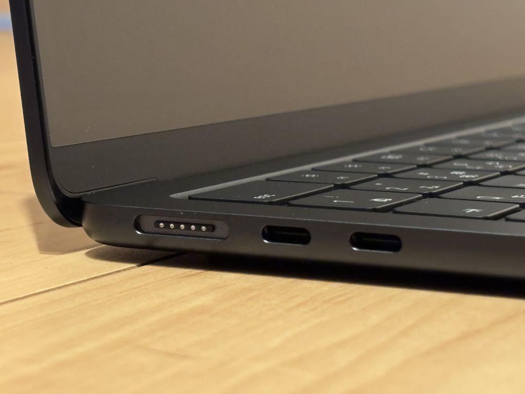 MacBook Air 13.6 M2 8GB 256GB ミッドナイト