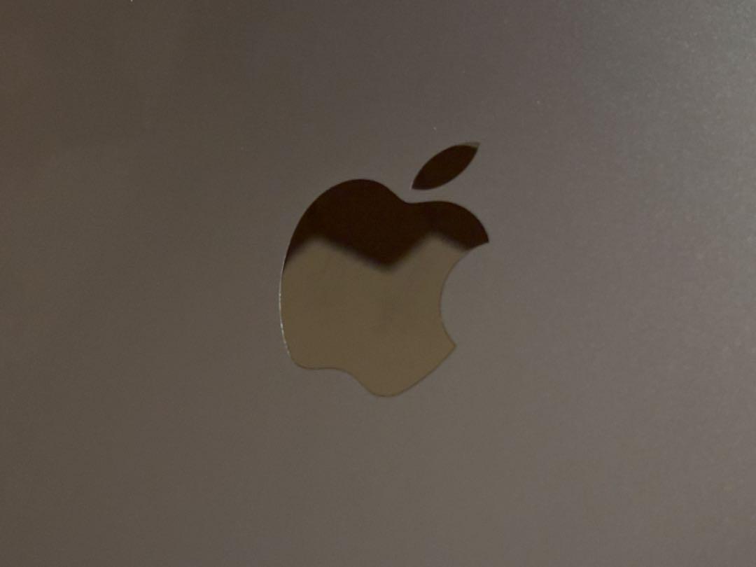 MacBook Air 13.6 M2 8GB 256GB ミッドナイト