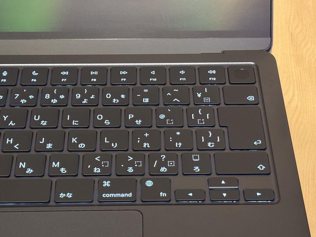 MacBook Air 13.6 M2 8GB 256GB ミッドナイト