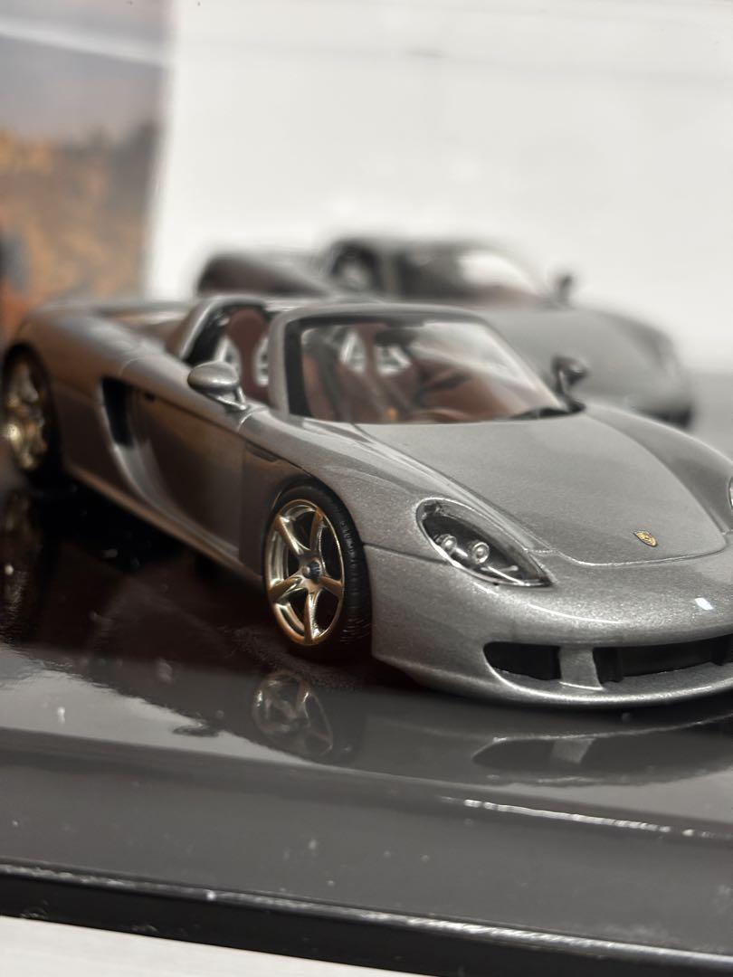 1/43 ポルシェ　カレラGT ディーラー特注　2台セット