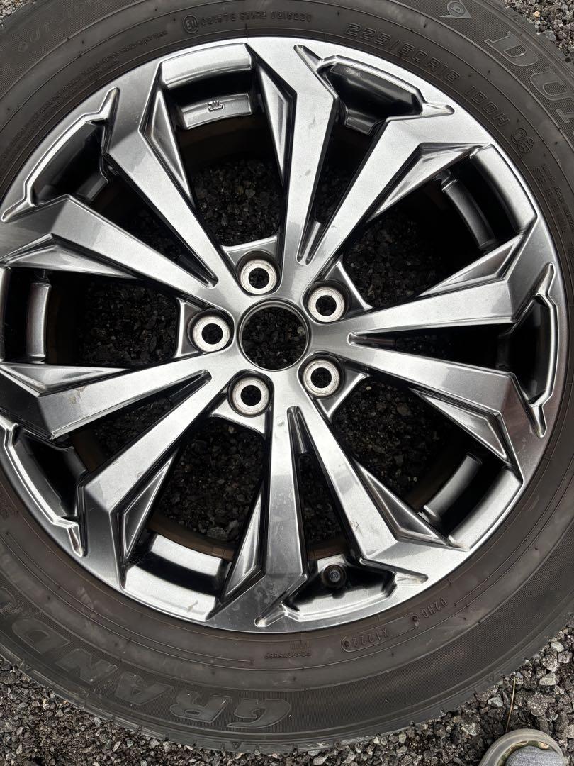 RAV4 純正ホイール　タイヤ　18インチ　2本セット