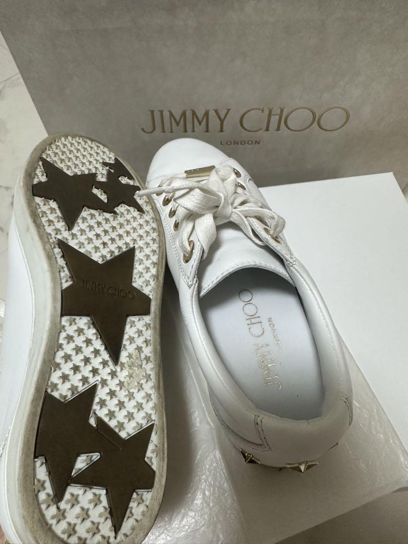 JIMMY CHOO ホワイト スニーカー 星型スタッズ付き JIMMY CHOO ホワイトスニーカー 星型スタッズ