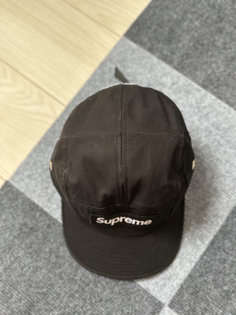 Supreme 黒キャップ ボタン付き