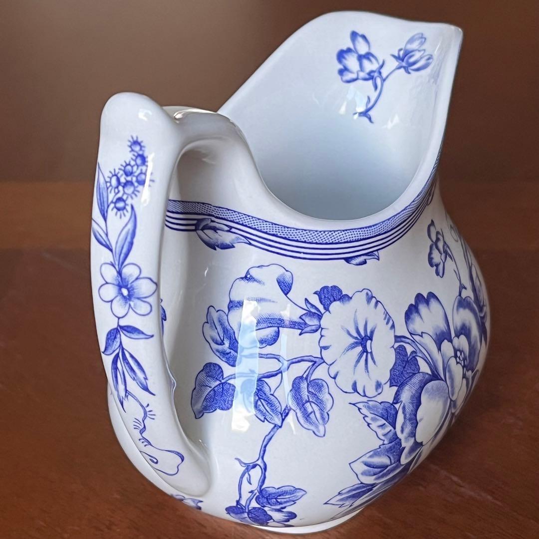 Clifton ローラアシュレイ