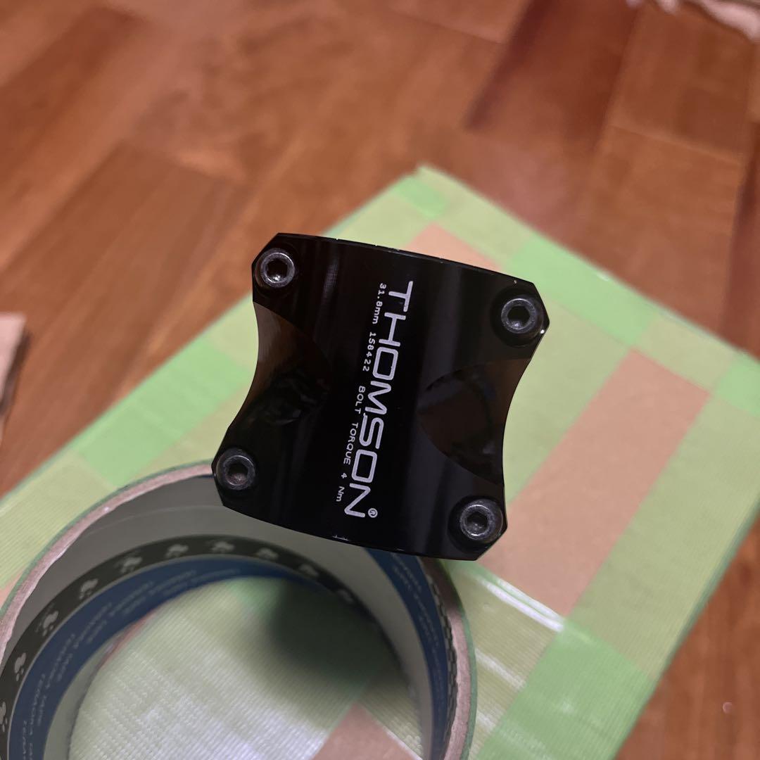 THOMSON X4 ステム 70mm 0° ブラック
