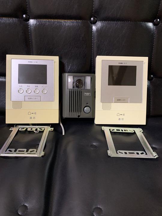 アイホン　モニター付親機ＪＥ－１Ｍ－Ｔとモニター付増設親機ＪＥ－１Ｆ－Ｔ　中古