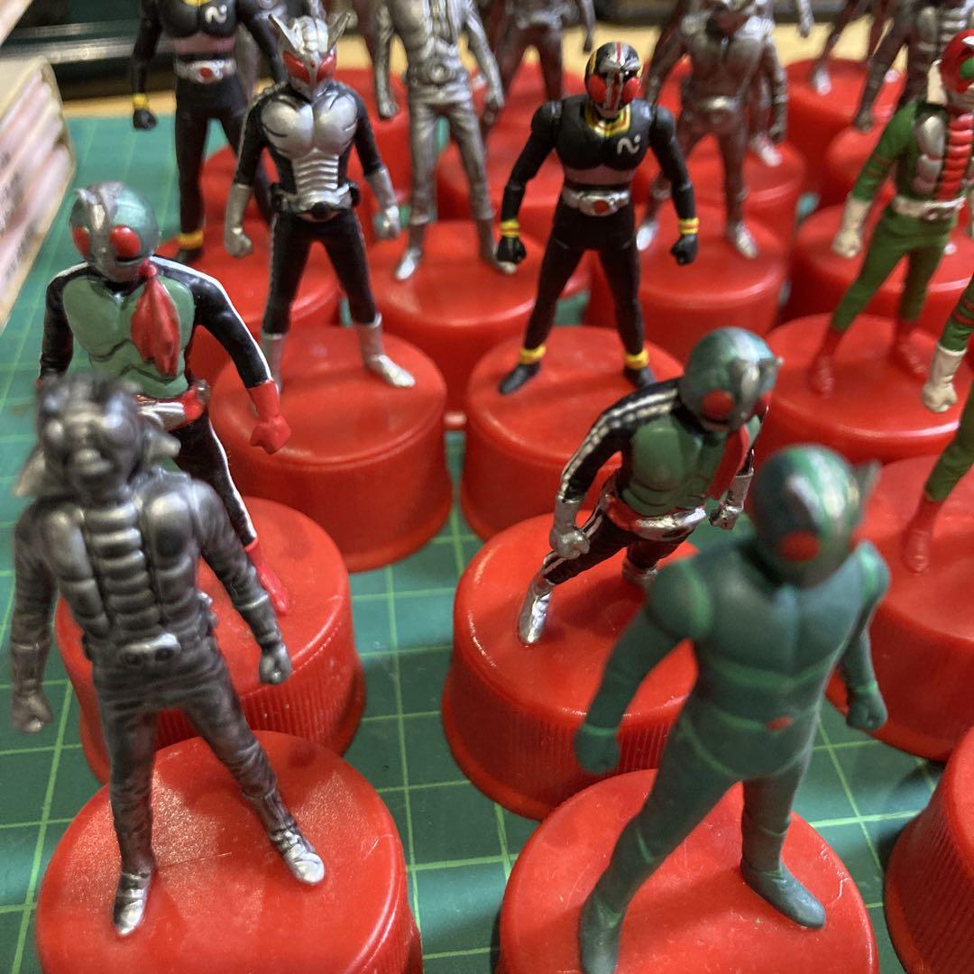 仮面ライダー フィギュア 30体セットチラシ付き 仮面ライダー フィギュア 30体セットチラシ付き