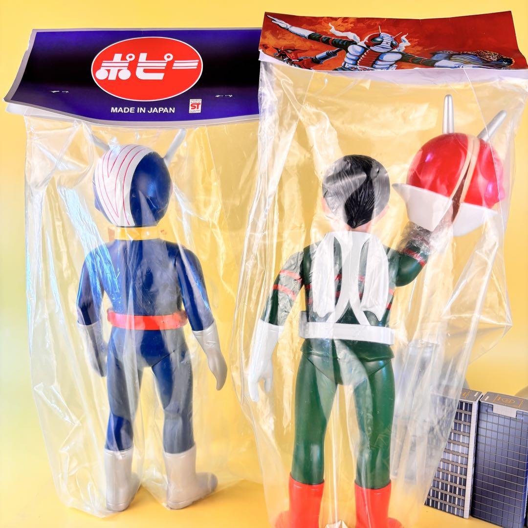 無版権 仮面ライダーV3 パチソフビ フィギュア Yahoo!オークション - 当時物 無版権 仮面ライダーv3 ソフビ