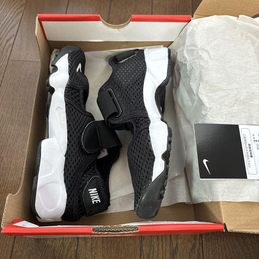 新品　NIKE エアリフト　リトルキッズ　22cm