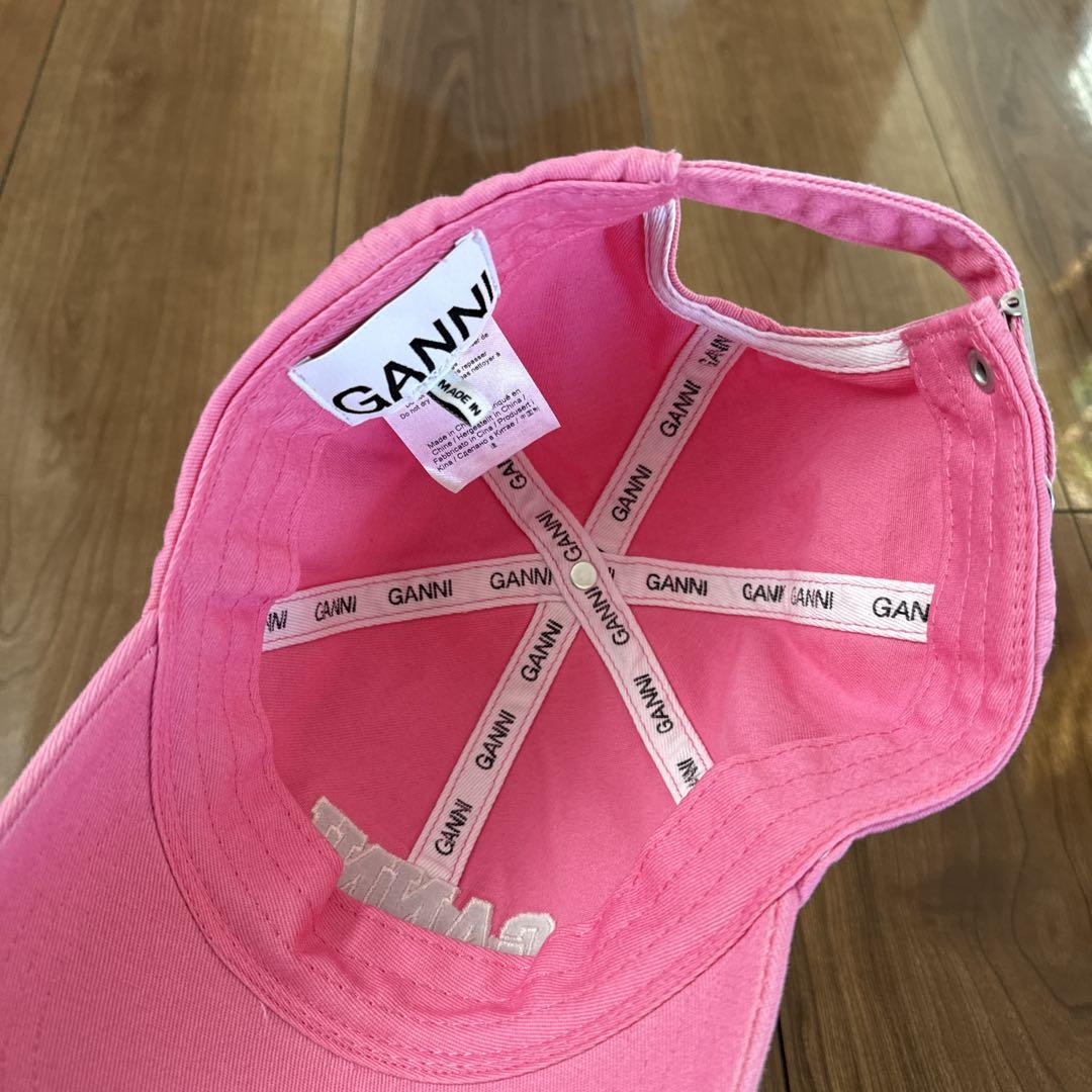 新品⭐️ガニー ganni キャップ