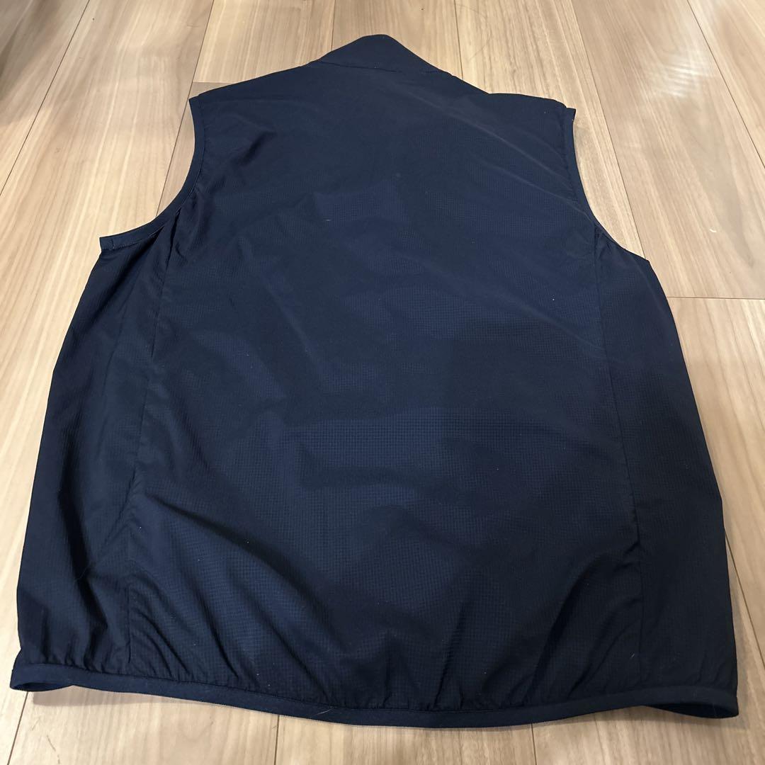 マンシングウェアゴルフメンズベストMサイズ美品