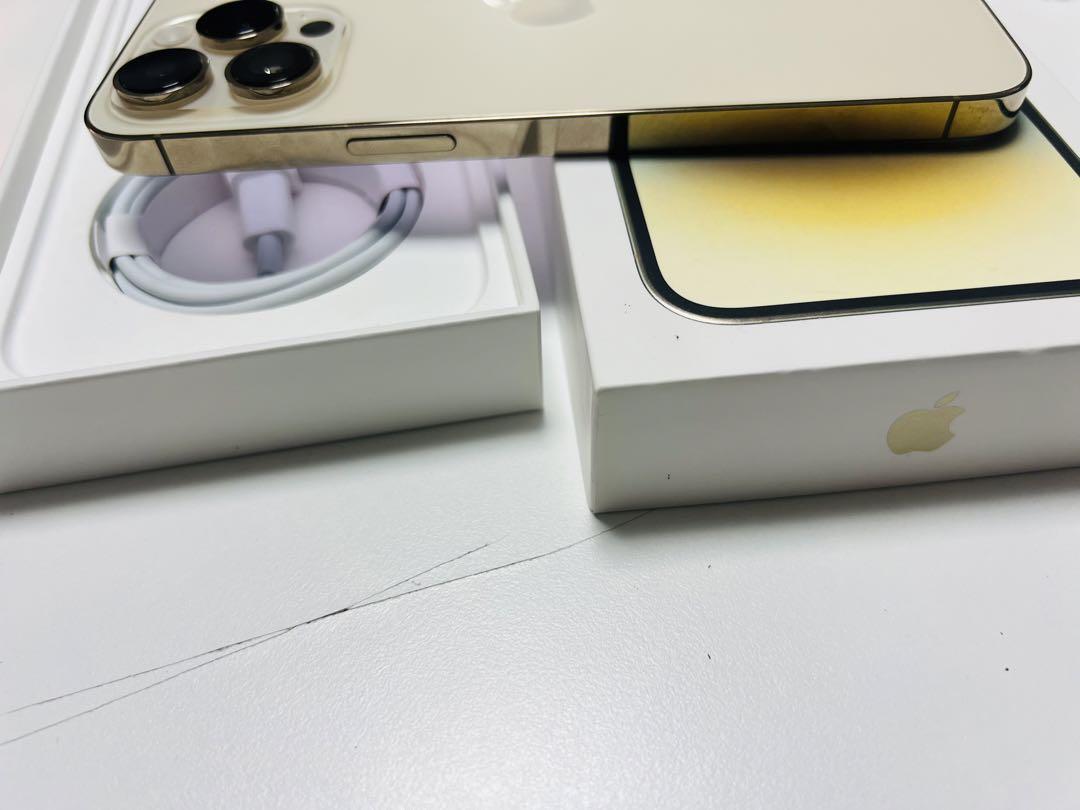 バッテリー新品100%！美品！iPhone14 pro 128GB ブラック