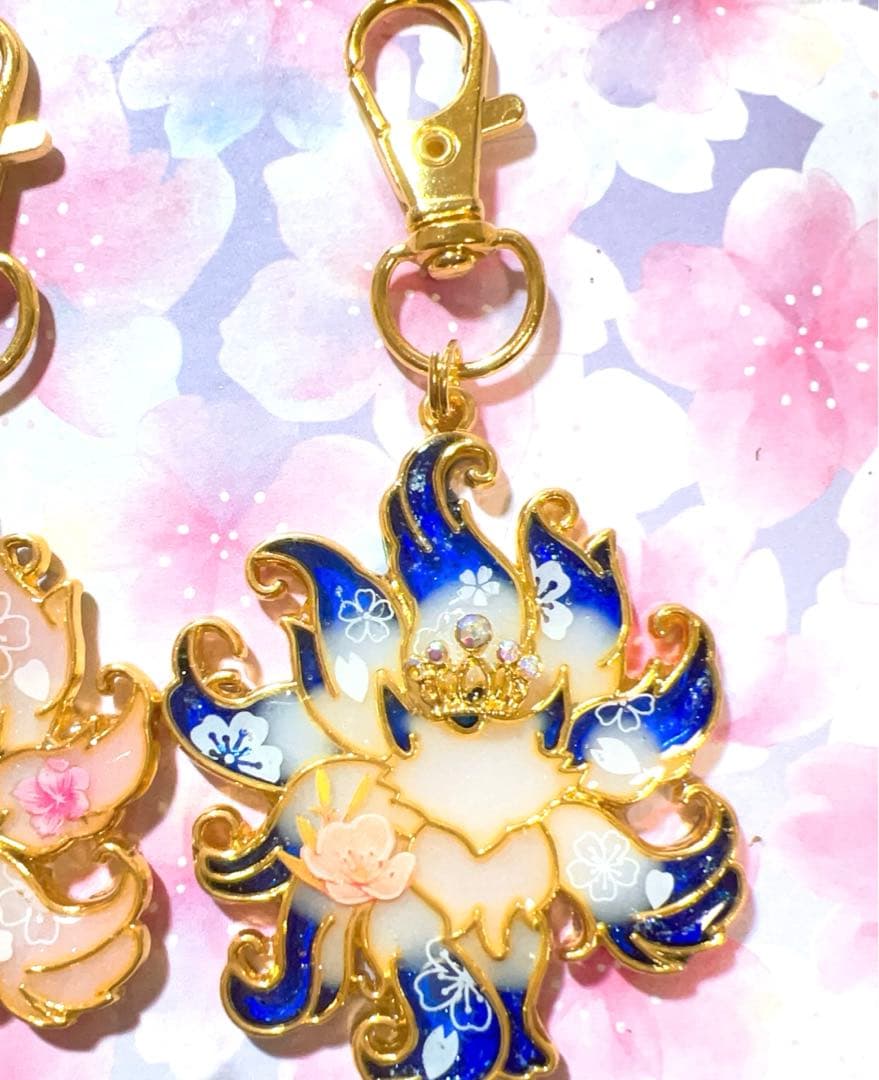 九尾の狐 炎狐 2点セット - メルカリ 九尾の狐 炎狐 2点セット - メルカリ