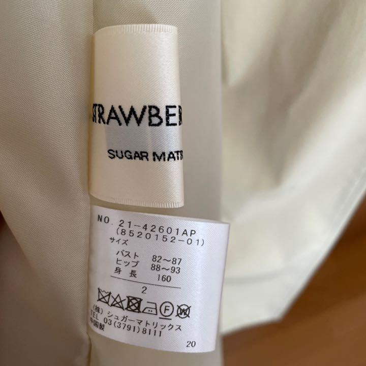 新品、未使用 タグ付き ストロベリーフィールズ コート