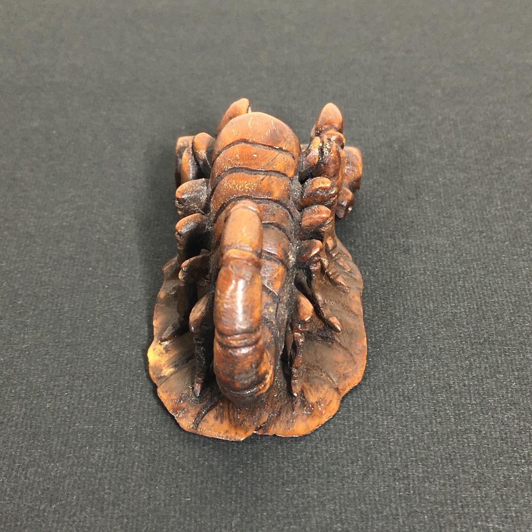 驚異的な作品 時代根付 蠍 さそり 木彫り 提げ物 和装小物 着物