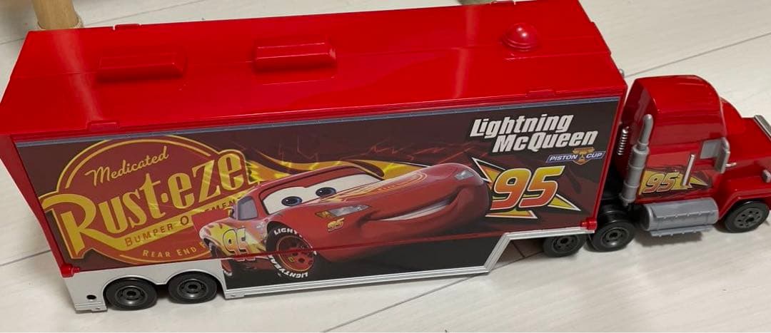 カーズトミカ たくさんのせよう！大きなマック