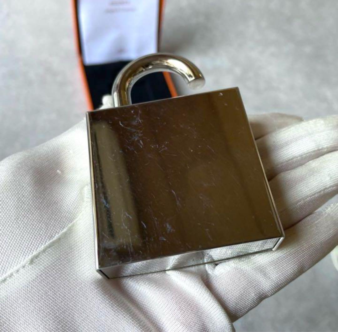 HERMES カデナ 未使用 香水入れ パフュームボトル エルメス HERMES カデナ 香水入れ パフュームボトル