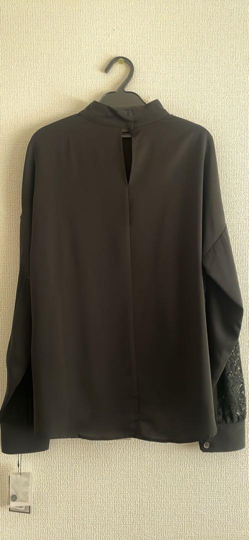 CLOVE 袖レース切替　シンプルトップス 新品タグ付き　オシャレ