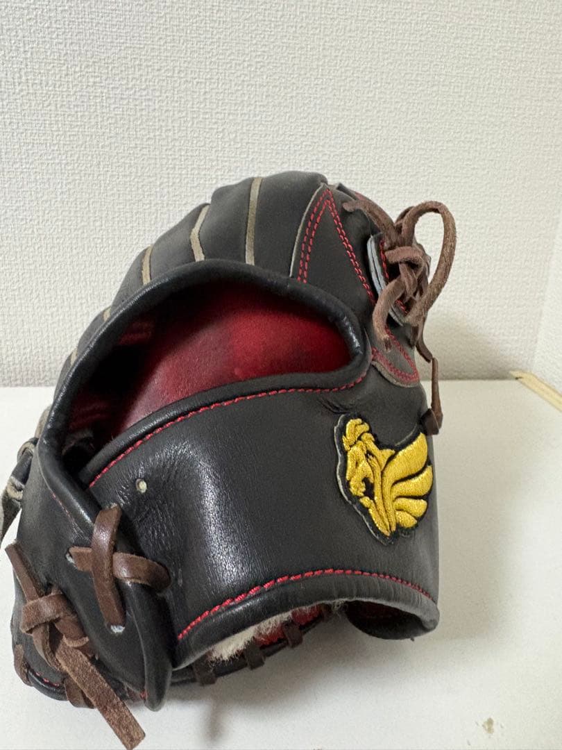 ジェニュイン Genuine 硬式内野手用ブラック 高校野球目立った傷や汚れなし