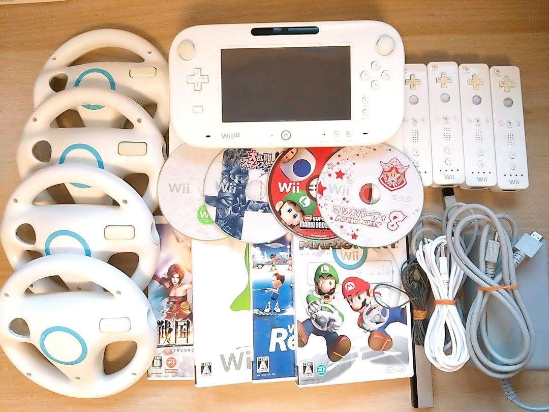 WiiU　本体セット　32GB　リモコン4個　ハンドル4個　おまけソフト8本