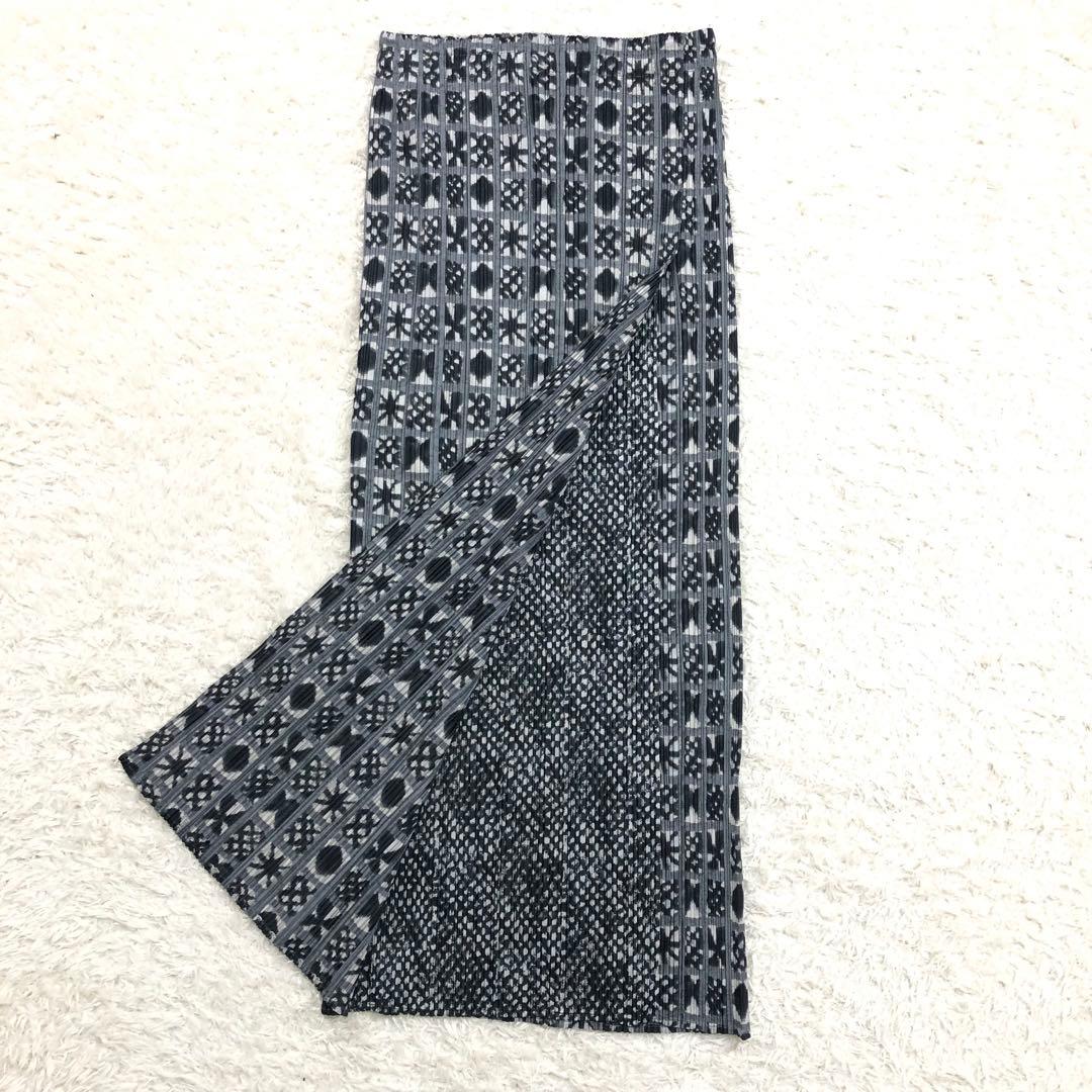 希少】PLEATS PLEASE イッセイミヤケ ロングスカート 総柄 今ならほぼ