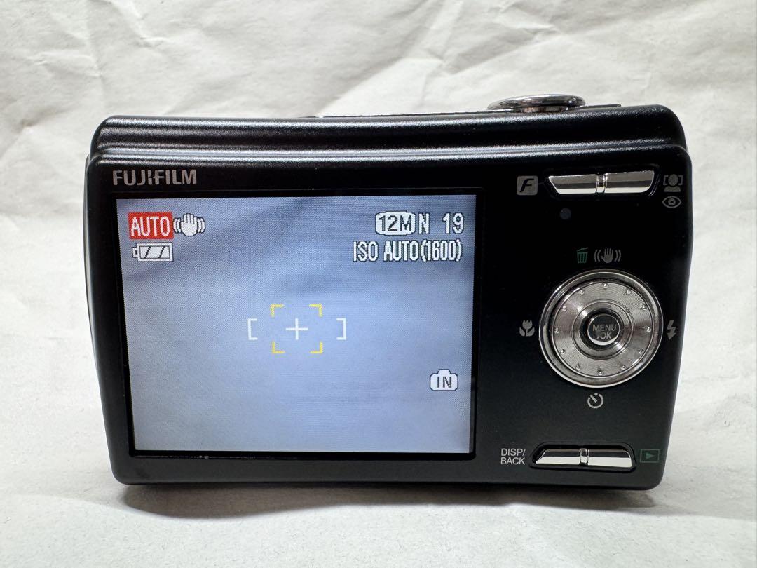 FUJIFILM FINEPIX F100fd コンパクトデジタルカメラ充電器付