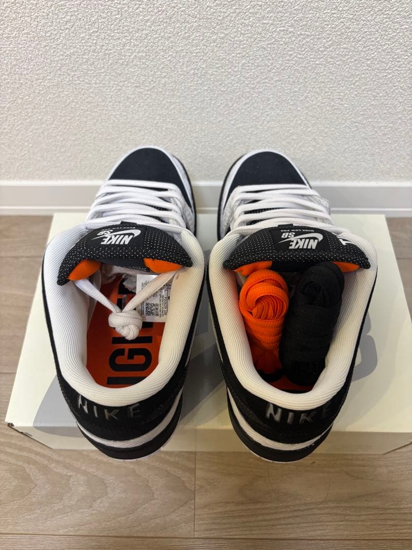 TIGHTBOOTH × Nike SB Dunk Low Pro QS26.5 TIGHTBOOTH × Nike SB Dunk Low Pro QS26.5