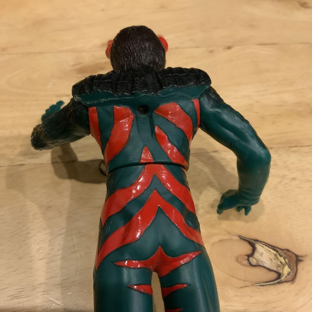 クモ男　仮面ライダー　ソフビ 仮面ライダー怪人蜘蛛男11㎝サイズソフビ未使用 - メルカリ