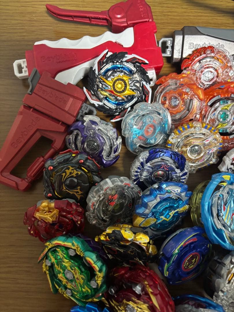 ベイブレードバースト 大量 まとめ売りやや傷や汚れあり YUZUMIYA_COM