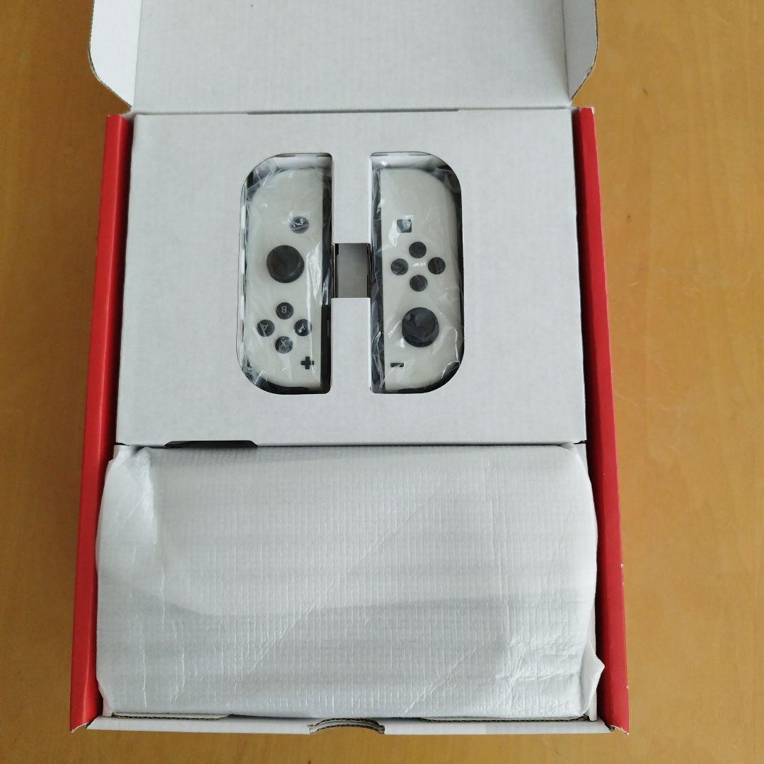 Nintendo Switch 有機ELモデル ホワイト　ケース付き