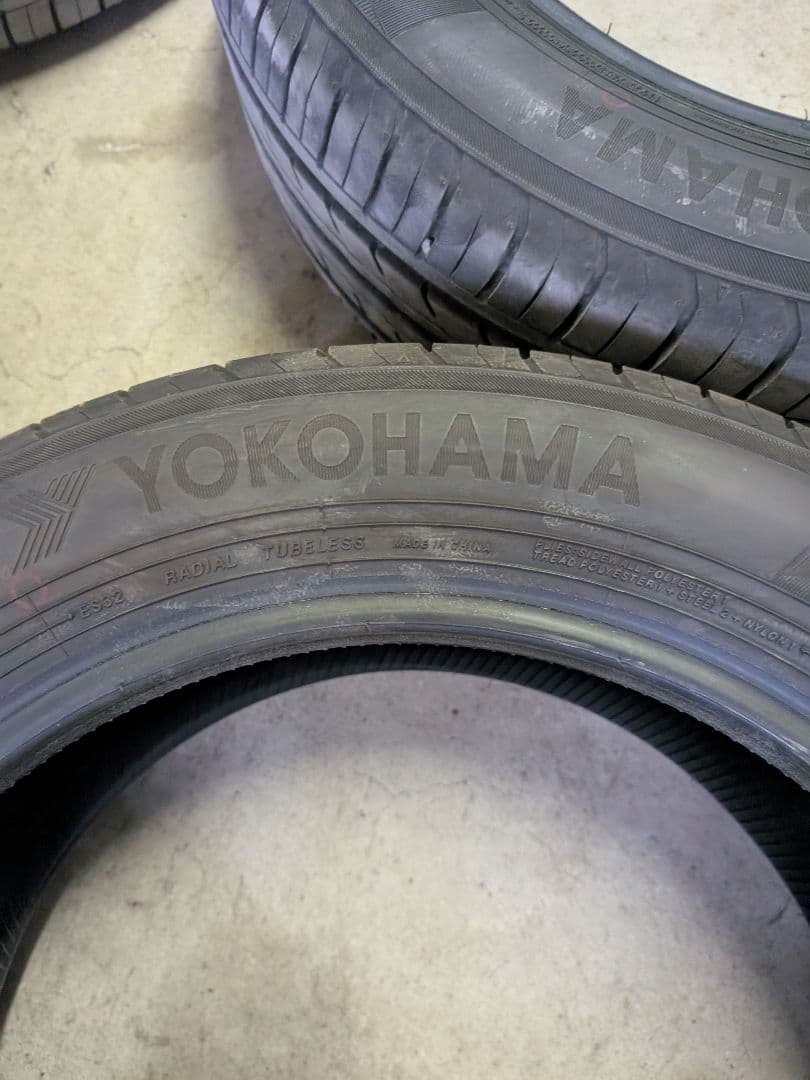 215/55R17 YOKOHAMA BluEarth-Es 4本セット