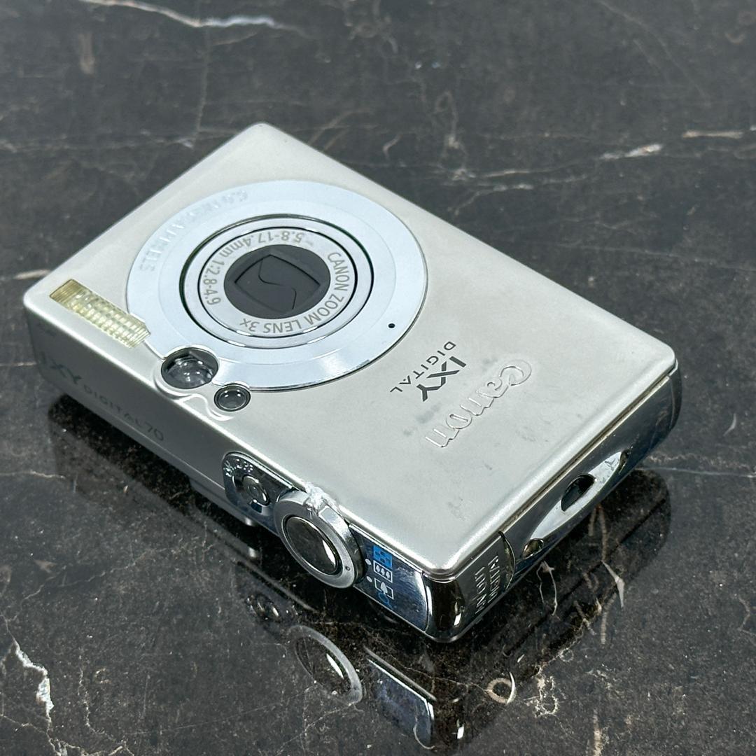 【ジャンク品】Canon IXY DIGITAL 70 デジタルカメラ Canon IXY DIGITAL 70 シルバー