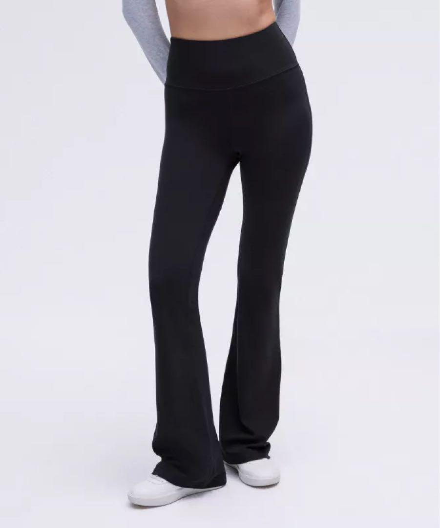 美品｜lululemon スーパーハイライズフレアパンツNulu アジアフィット Groove スーパーハイライズフレアパンツ *Nulu アジアフィット