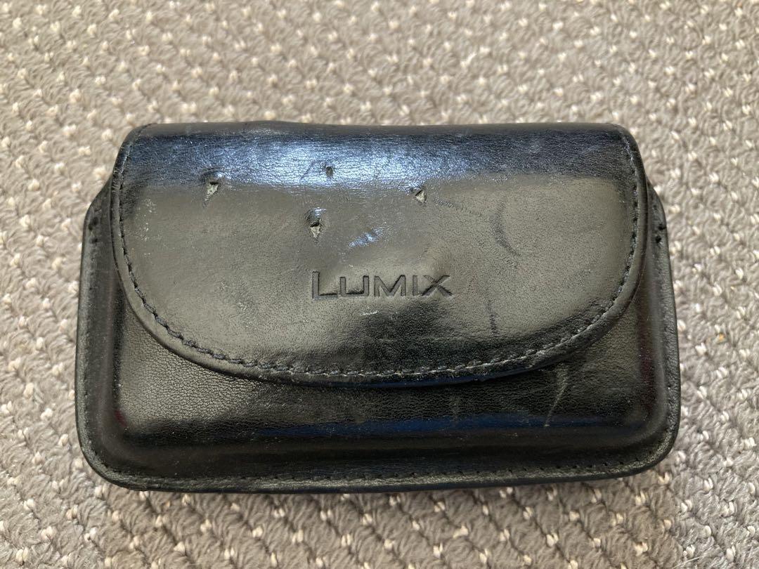 Panasonic デジタルカメラ LUMIX DMC-FX01 シルバー カメラ