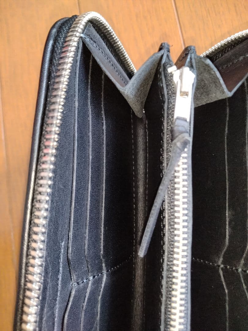 パイロットリバー レッドムーン 黒いレザー編み込み長財布 パイロットリバー レッドムーン 黒いレザー編み込み長財布