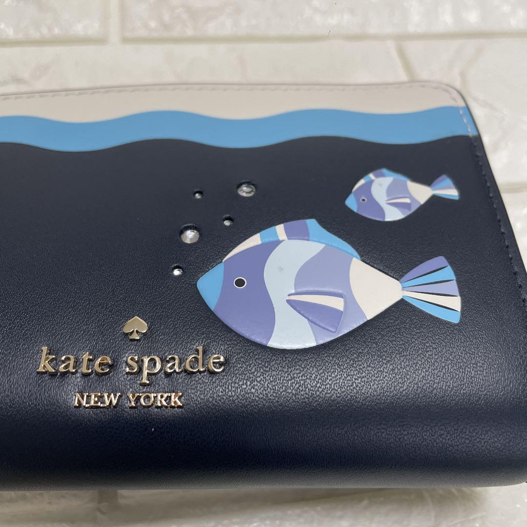 【kate spade】 2つ折り財布 ワッツ ア キャッチ ミディアム