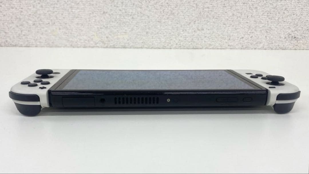 有機ELモデル HEG-001