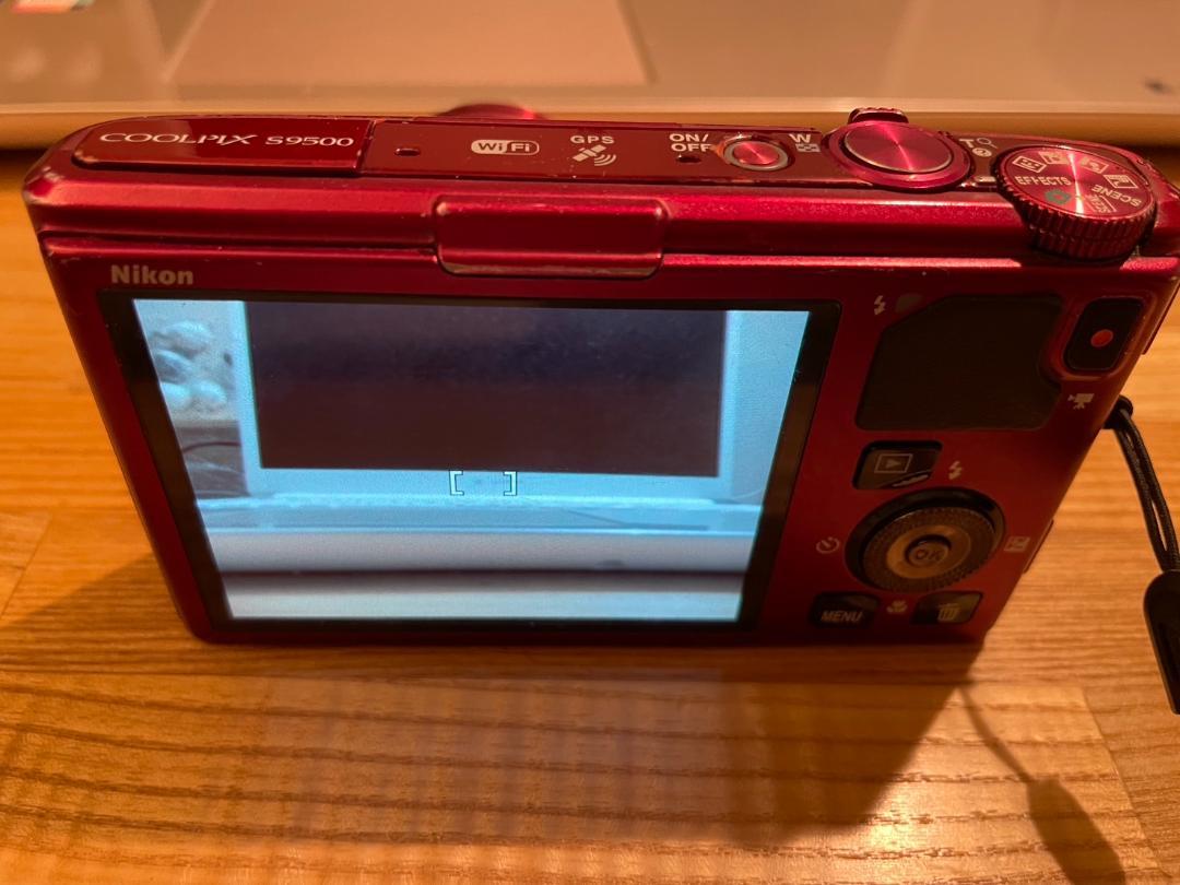 Nikon COOLPIX S9500　★良品　作動品★