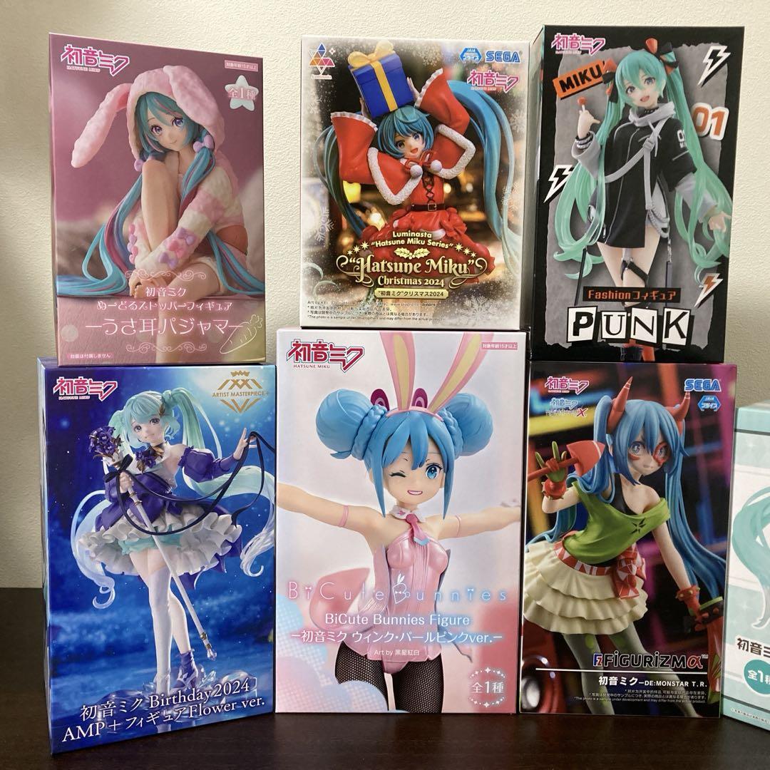 初音ミク　桜ミク　バニー　ロリータ他　フィギュア　まとめ売り　８体セット 初音ミク 桜ミク バニー ロリータ他 フィギュア まとめ売り 8体