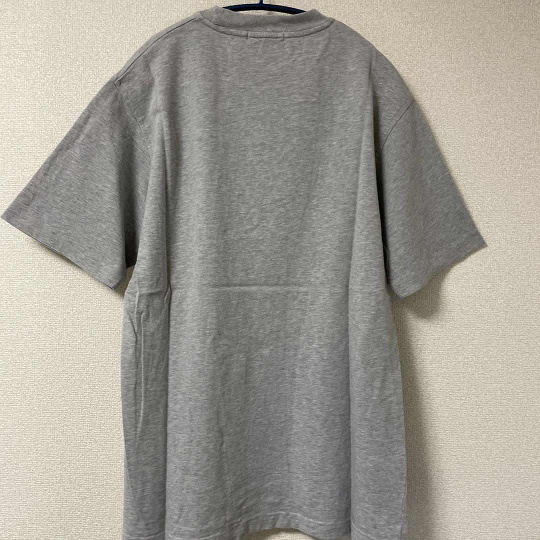 SAINT LAURENT Tシャツ グレー ロゴ カジュアル 英文 着回し