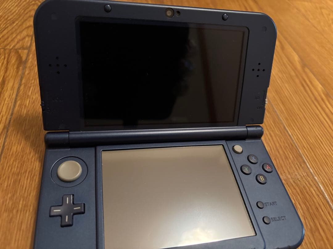 Newニンテンドー3DSLLメタリックブルー本体+充電器+どうぶつの森Nintendo 3DS