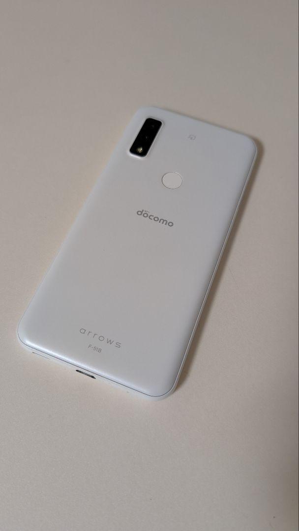 docomo arrows ホワイト スマートフォン本体 docomo arrows ホワイト スマートフォン本体