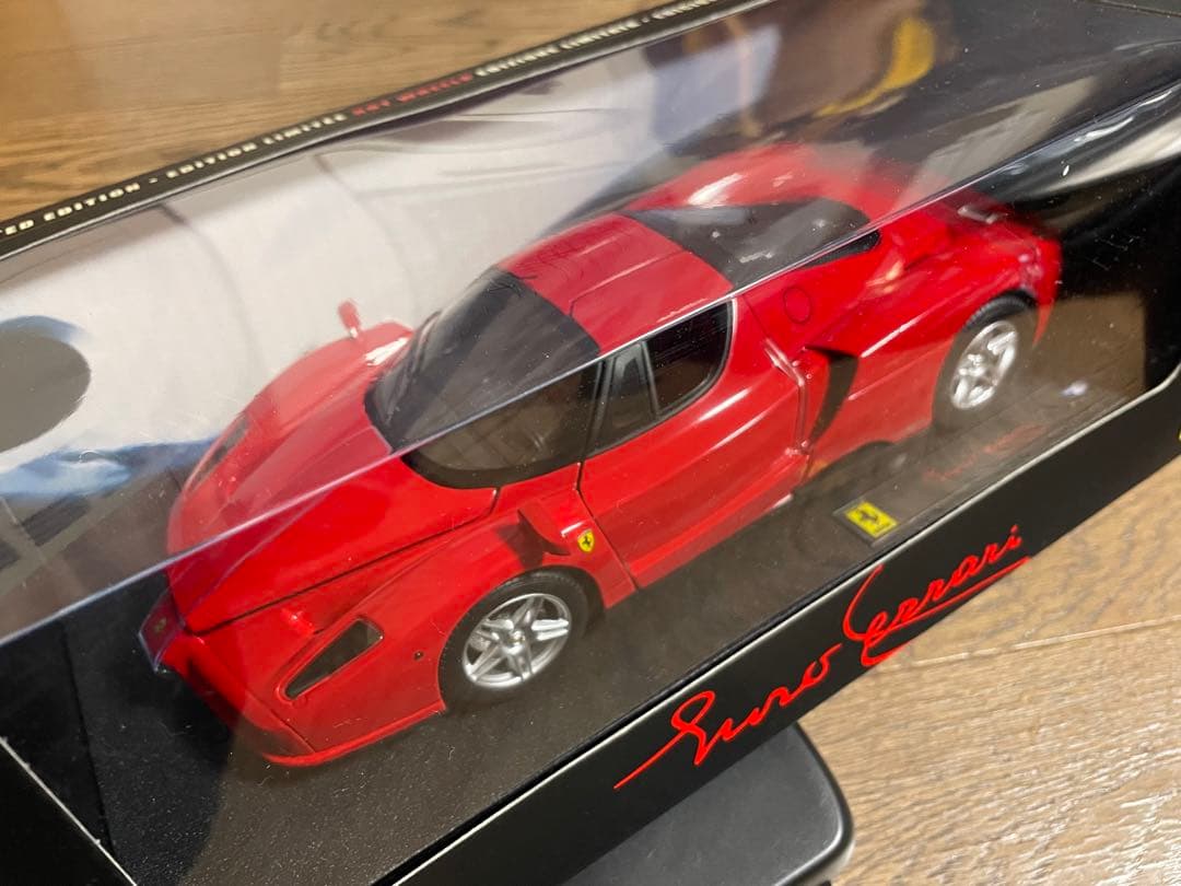 ホットウィール エリート 1/18 エンツォフェラーリ レッド 希少