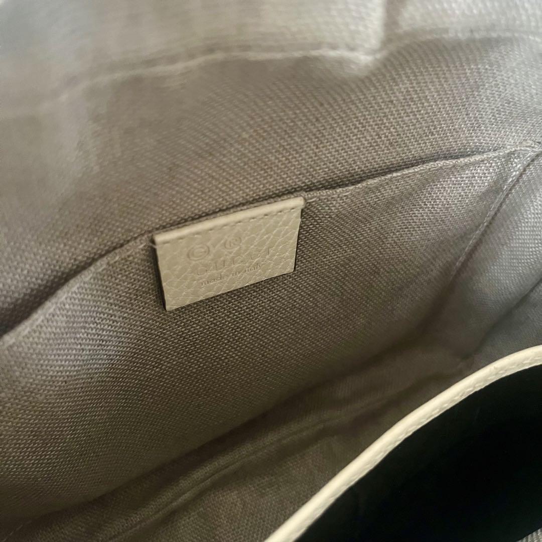 GUCCI グッチ GGキャンバス　ショルダーバッグ　ホワイト