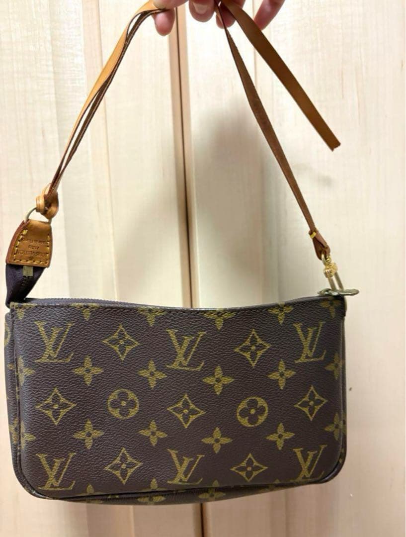 Louis Vuitton ショルダーバック アクセソワール