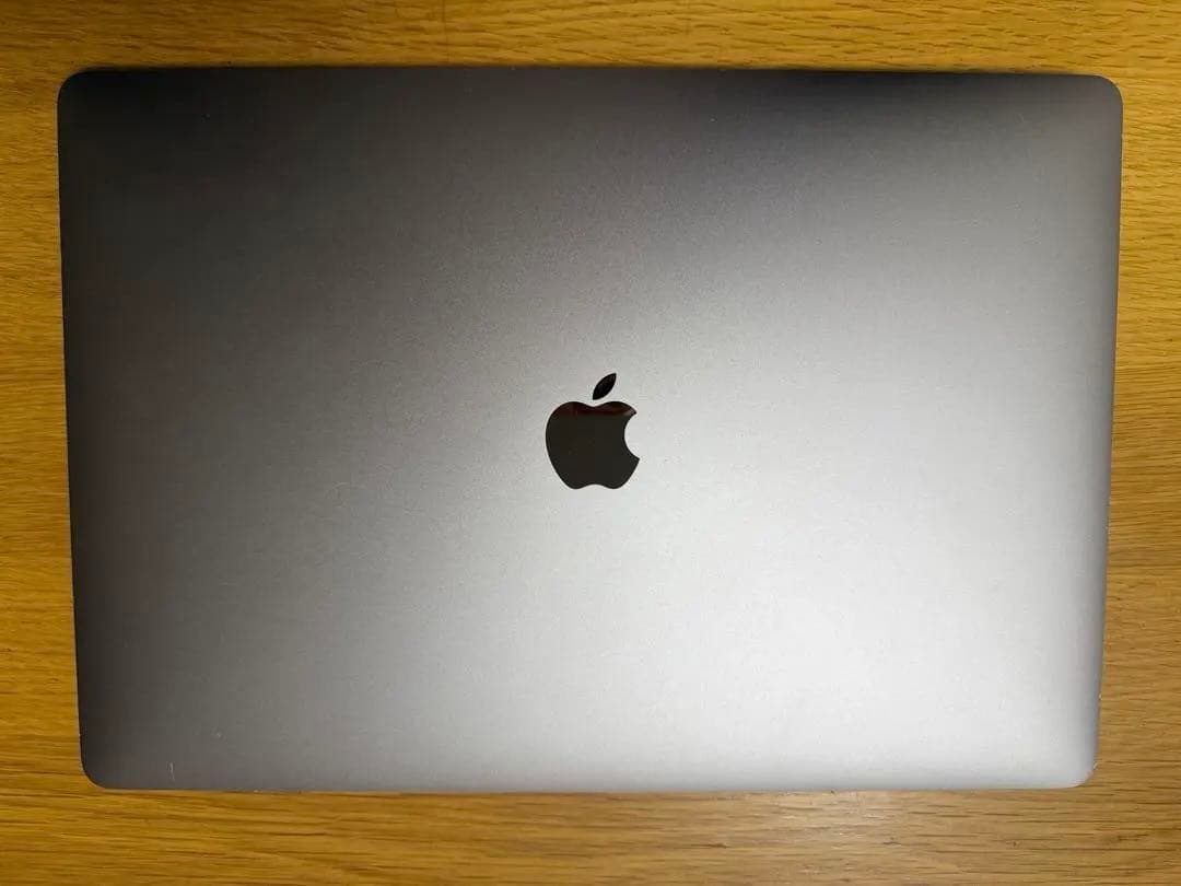 MacBook Pro 2017 15インチ 16G/512GB スペースグレイ MacBook Pro 2017 15インチ 16G/512GB スペースグレイ